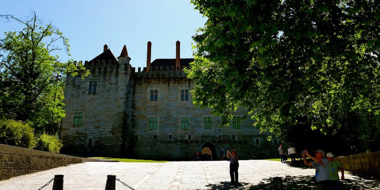Guimaraes : Paço dos Duques (Ducal Palace