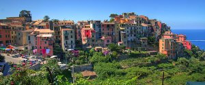 The colorful buildings of Corniglia in Cinque Terre, Italy.